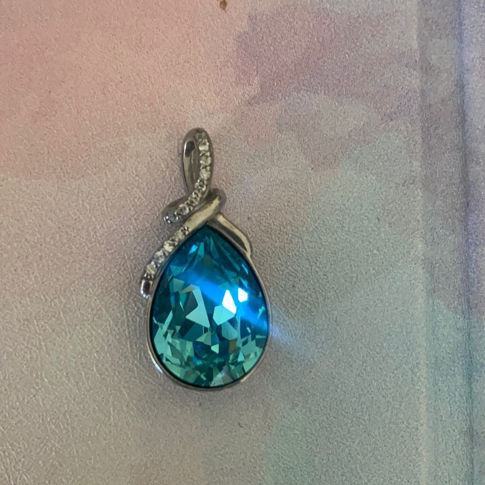 Swarowski Teardrop Blue Necklace pendant